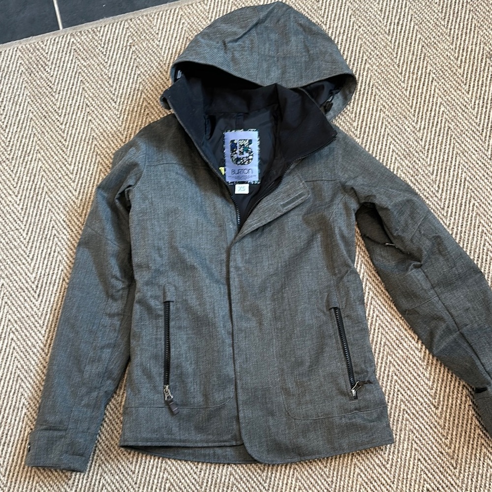 Burton women’s snowboard jacket